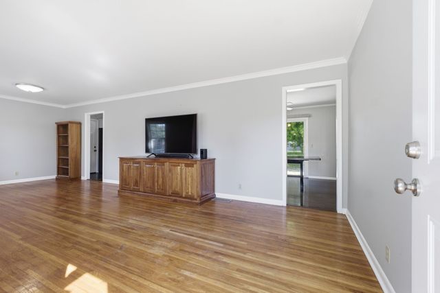 119 Gates Dr, Hendersonville, TN 37075