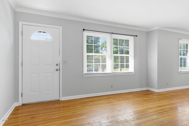 119 Gates Dr, Hendersonville, TN 37075