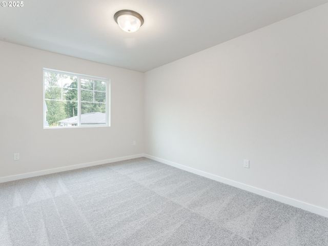 1865 Ne CURRIN CREEK Dr, Estacada, OR 97023