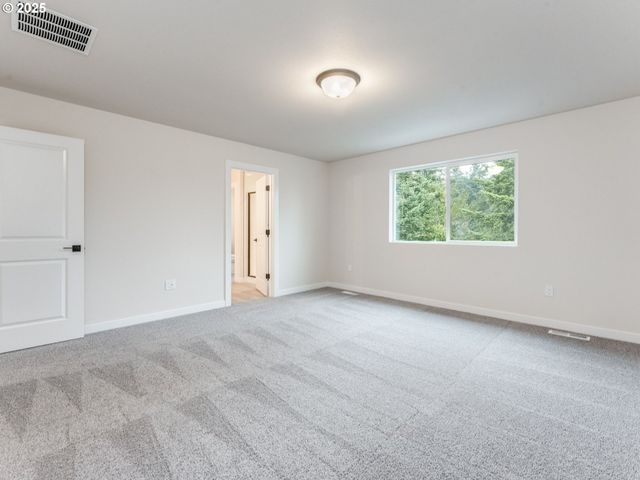 1865 Ne CURRIN CREEK Dr, Estacada, OR 97023