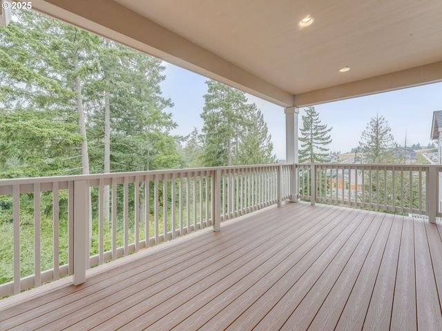 1865 Ne CURRIN CREEK Dr, Estacada, OR 97023