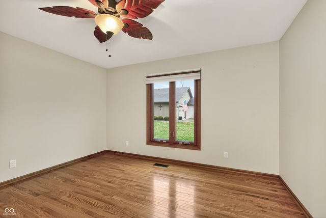 3641 Woodglen Way, Anderson, IN 46011