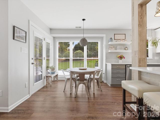 9804 Park Springs Court, Charlotte, NC 28210