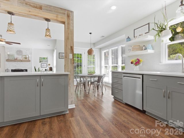 9804 Park Springs Court, Charlotte, NC 28210
