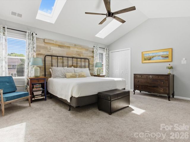 9804 Park Springs Court, Charlotte, NC 28210