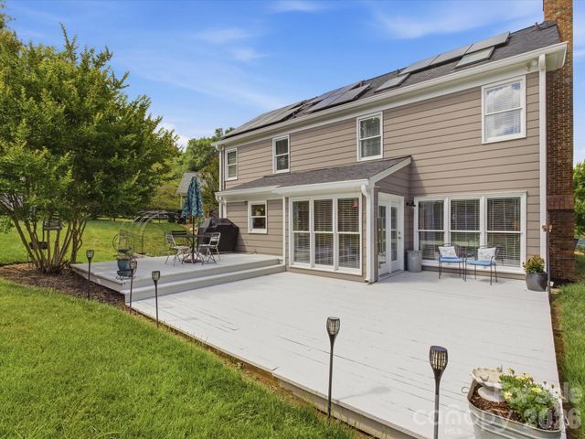 9804 Park Springs Court, Charlotte, NC 28210