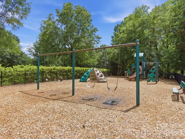 9804 Park Springs Court, Charlotte, NC 28210