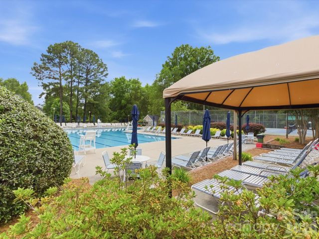 9804 Park Springs Court, Charlotte, NC 28210