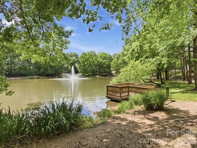 9804 Park Springs Court, Charlotte, NC 28210