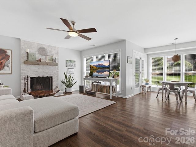 9804 Park Springs Court, Charlotte, NC 28210
