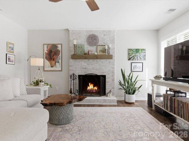 9804 Park Springs Court, Charlotte, NC 28210