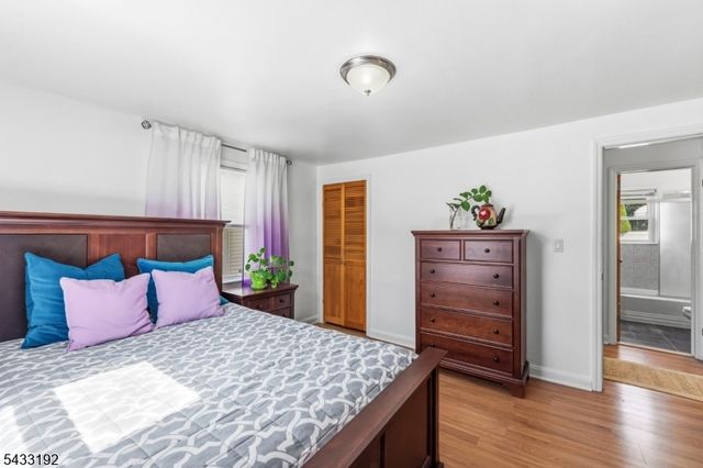 128 Livingston Rd, Linden City, NJ 07036