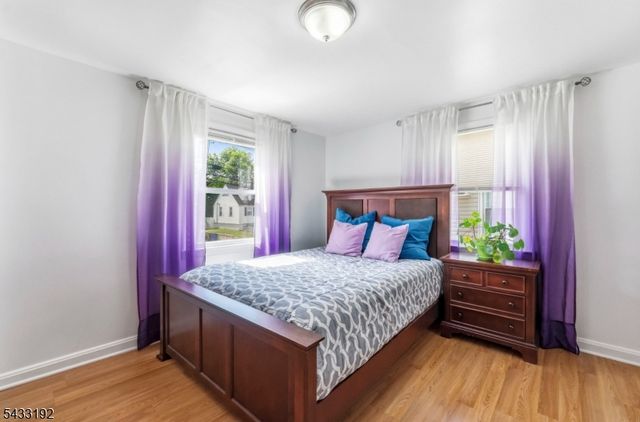 128 Livingston Rd, Linden City, NJ 07036
