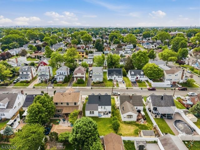 128 Livingston Rd, Linden City, NJ 07036