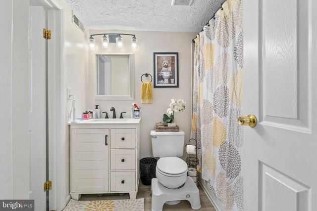 29 STILLWOOD CIR, Baltimore, MD 21236