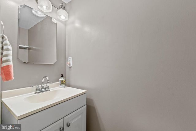 29 STILLWOOD CIR, Baltimore, MD 21236