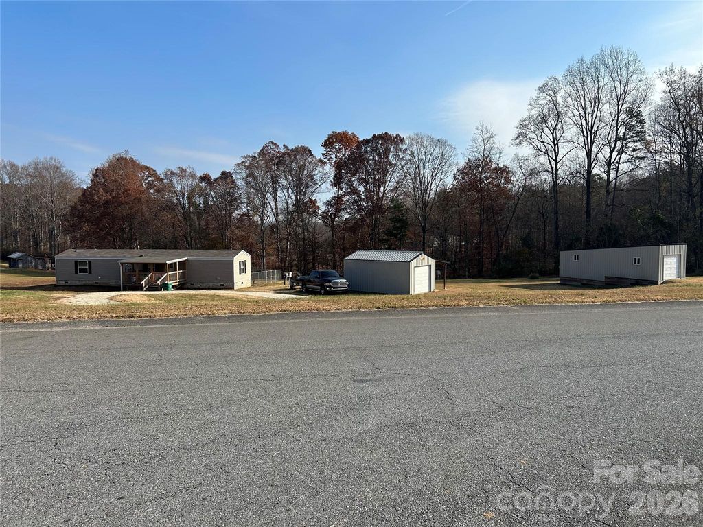 105 Old Yorkville Road, Blacksburg, SC 29702