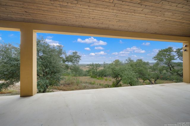 28860 Verde Mountain Trail, San Antonio, TX 78261