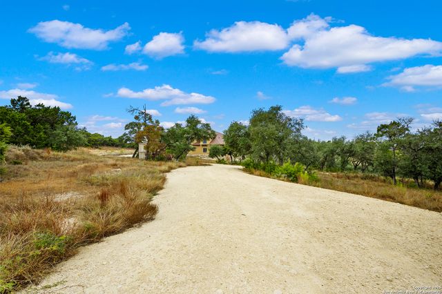 28860 Verde Mountain Trail, San Antonio, TX 78261