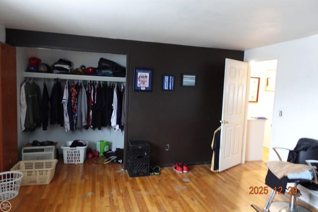 27821 EASTWICK SQUARE Drive, Roseville, MI 48066