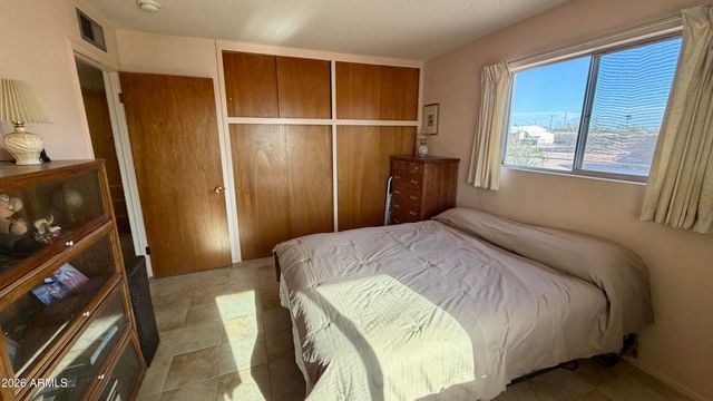 650 S CORNWALL Drive, Apache Junction, AZ 85120