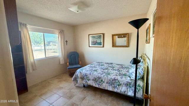 650 S CORNWALL Drive, Apache Junction, AZ 85120