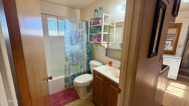 650 S CORNWALL Drive, Apache Junction, AZ 85120