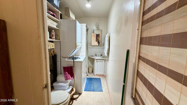 650 S CORNWALL Drive, Apache Junction, AZ 85120