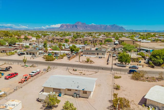650 S CORNWALL Drive, Apache Junction, AZ 85120