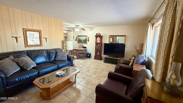 650 S CORNWALL Drive, Apache Junction, AZ 85120