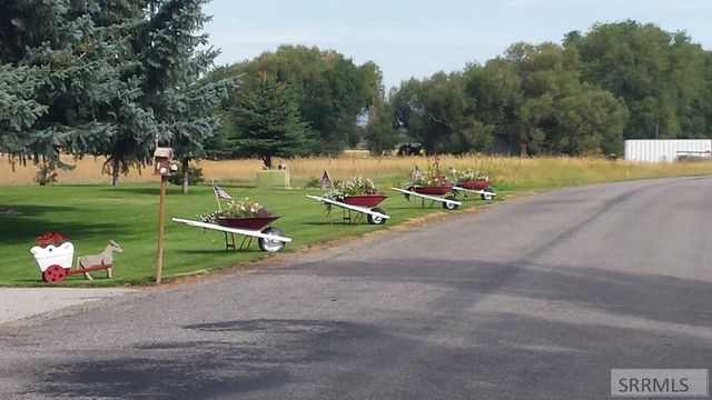 681 N 2780 E, St Anthony, ID 83445