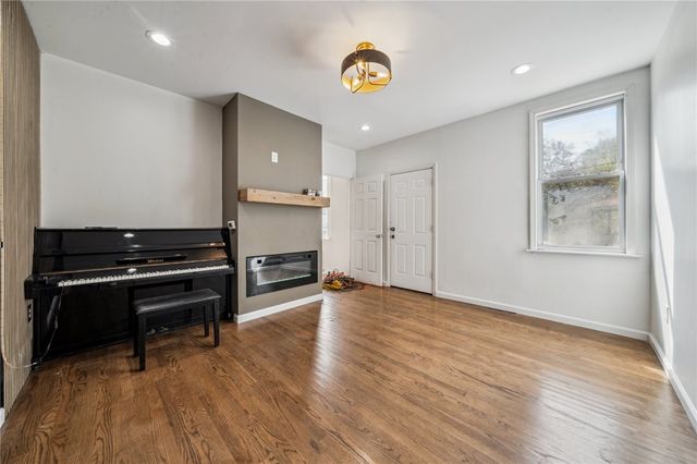 2819 Spring Garden Ave, Spring Garden, PA 15212