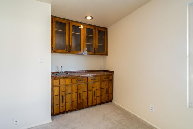 207 Wells Drive NE, Albuquerque, NM 87123