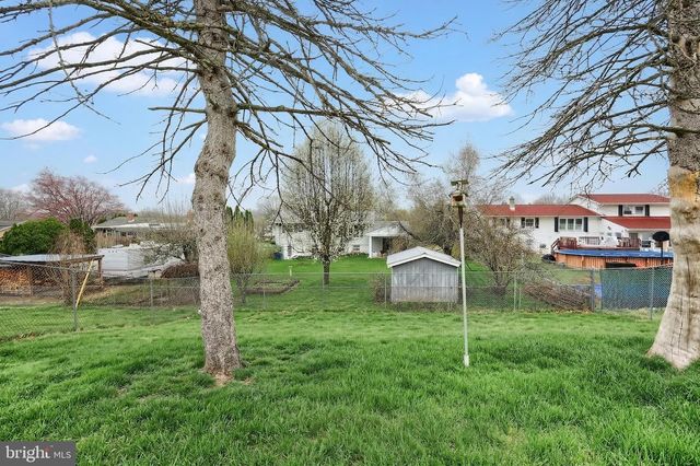 11 FAYE RD, Middletown, PA 17057