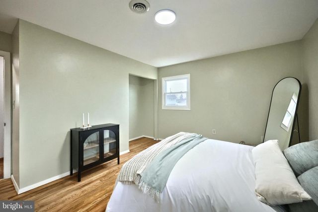 11 FAYE RD, Middletown, PA 17057