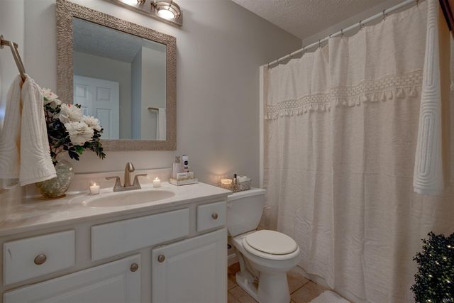 104 Southgate Drive, Newburgh, IN 47630