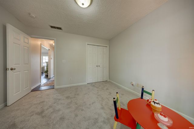 104 Southgate Drive, Newburgh, IN 47630