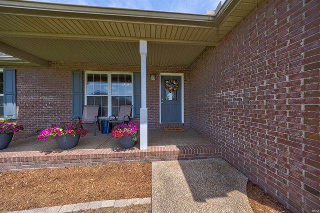 104 Southgate Drive, Newburgh, IN 47630