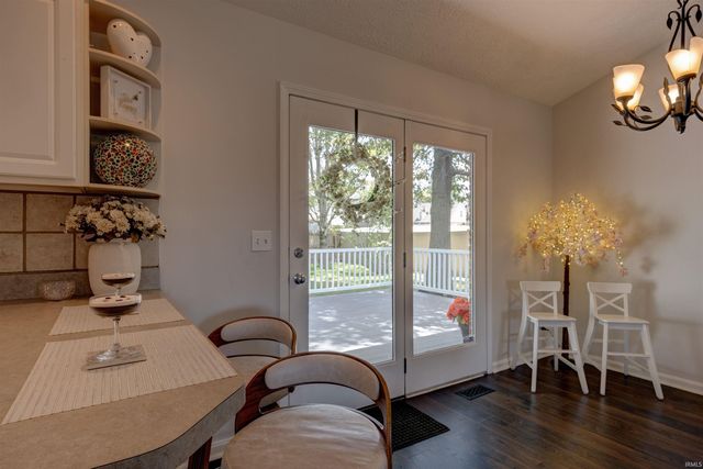 104 Southgate Drive, Newburgh, IN 47630