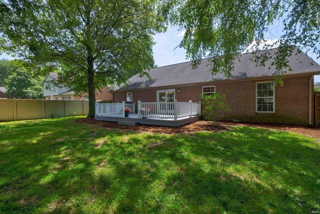 104 Southgate Drive, Newburgh, IN 47630