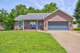 104 Southgate Drive, Newburgh, IN 47630