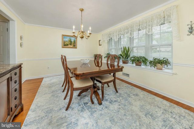 306 WESTWOOD DR, West Deptford, NJ 08096