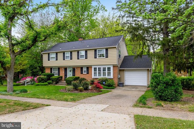 306 WESTWOOD DR, West Deptford, NJ 08096