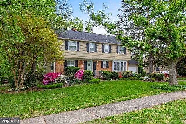 306 WESTWOOD DR, West Deptford, NJ 08096