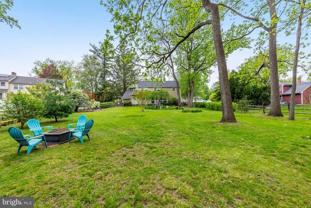 306 WESTWOOD DR, West Deptford, NJ 08096