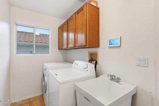 1171 W Placita Alvina, Green Valley, AZ 85614