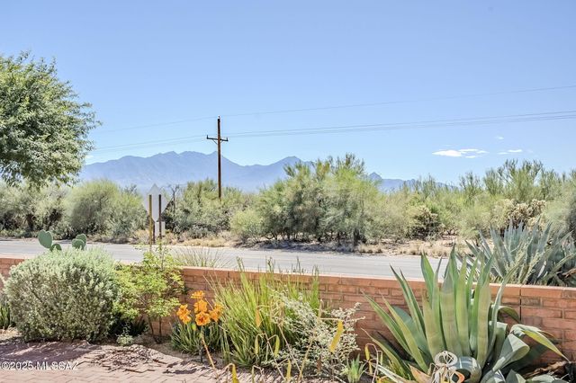 1171 W Placita Alvina, Green Valley, AZ 85614