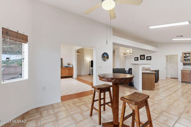 1171 W Placita Alvina, Green Valley, AZ 85614