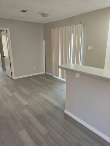 2720 Countryside Lane, Fort Worth, TX 76133