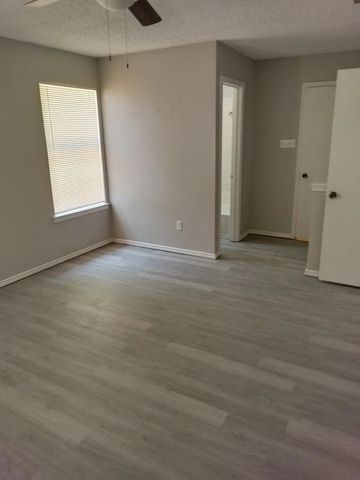 2720 Countryside Lane, Fort Worth, TX 76133